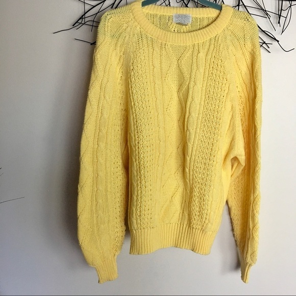 Vintage yellow cable knit sweater. South channel - Picture 9 of 11